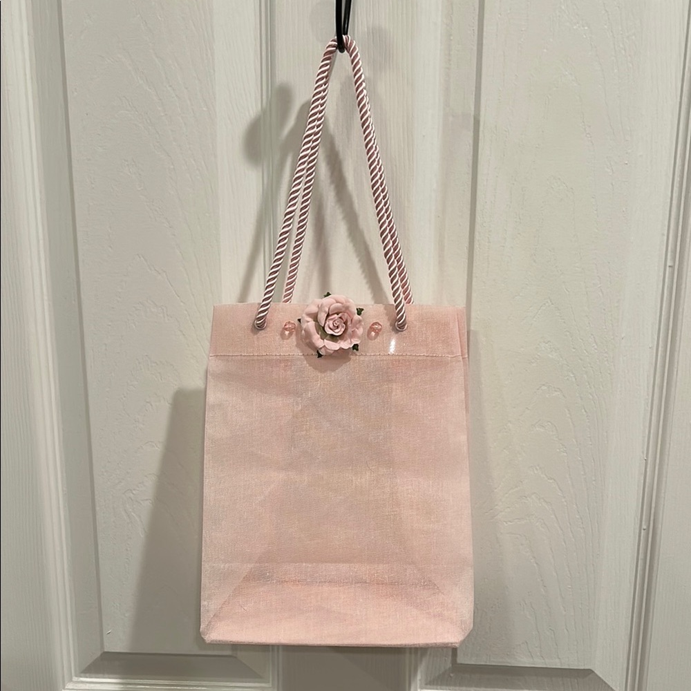 Elegant Pink Tote Bag with Floral Accent